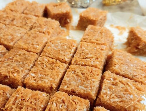 Vermicelli square dessert